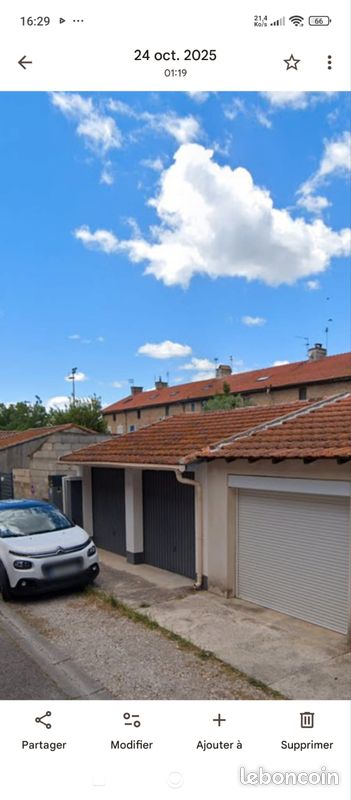 Maison 12 pièces 240 m² · à Arles · 240 m² · 370 000 €