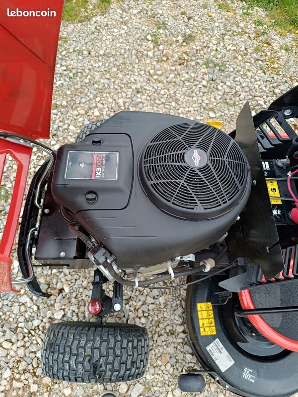 Tracteur tondeuse simplicity SLT 110 (image 4)