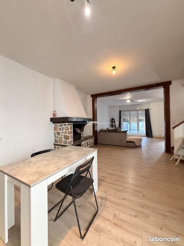 Maison 8 pièces 192 m² · à Cauchy-À-la-Tour · 192 m² · 199 900 €
