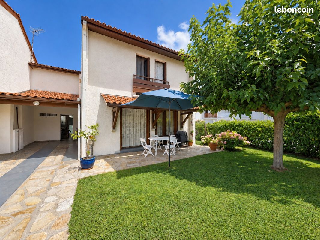 Maison 6 pièces 108 m² · à Saint-Jean-de-Luz · 108 m² · 590 000 €