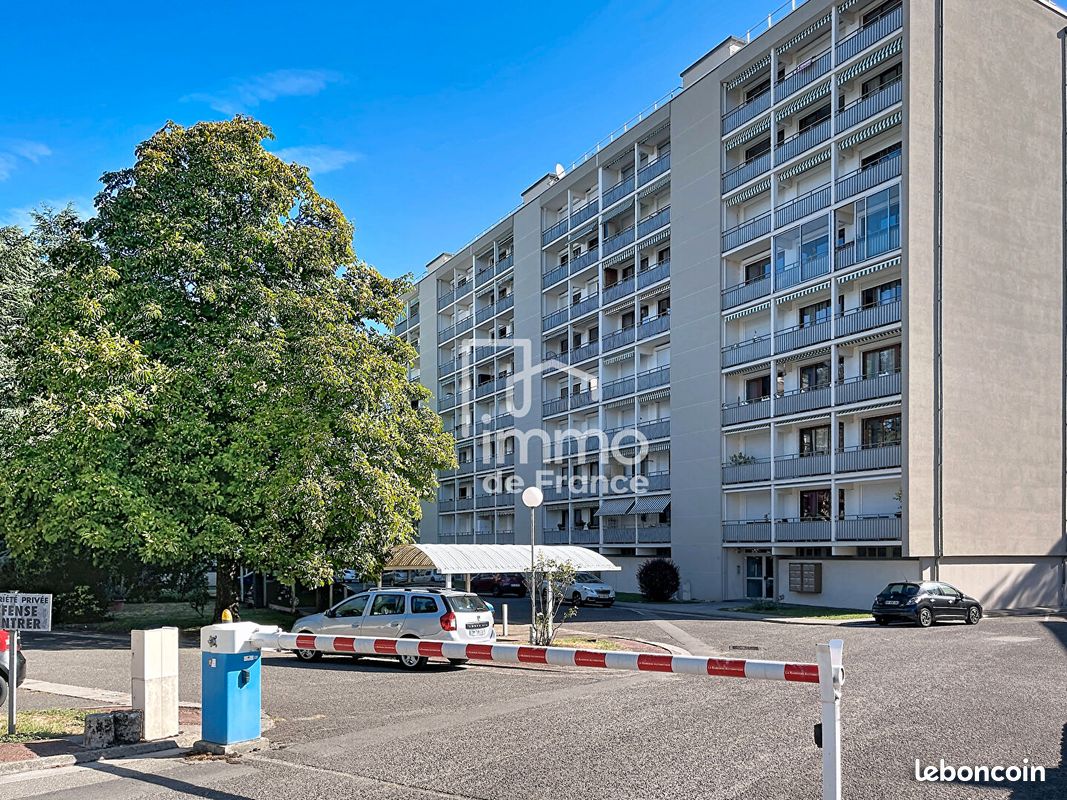 Appartement 3 pièces 53 m² · à Bourg-en-Bresse · 53 m² · 135 000 €