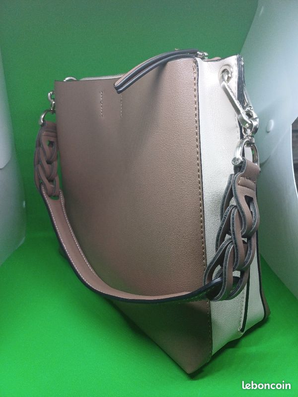 Sac à main marque Parfois (image 1)