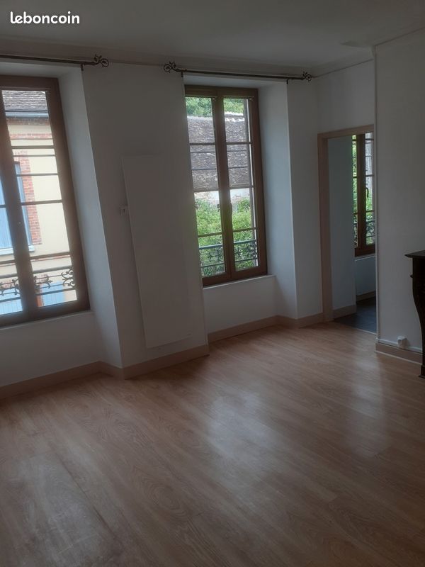 Appartement 2 pièces 41 m² · à Vallery · 41 m² · 550 €