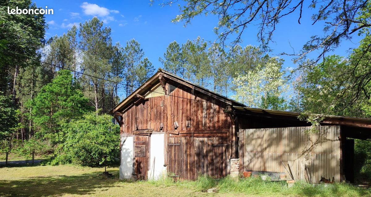 Terrain constructible de 2547 m² Gourbera · 169 000 €
