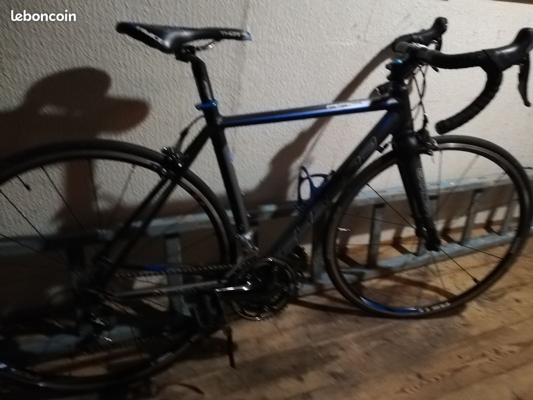 Vélo route (image 1)