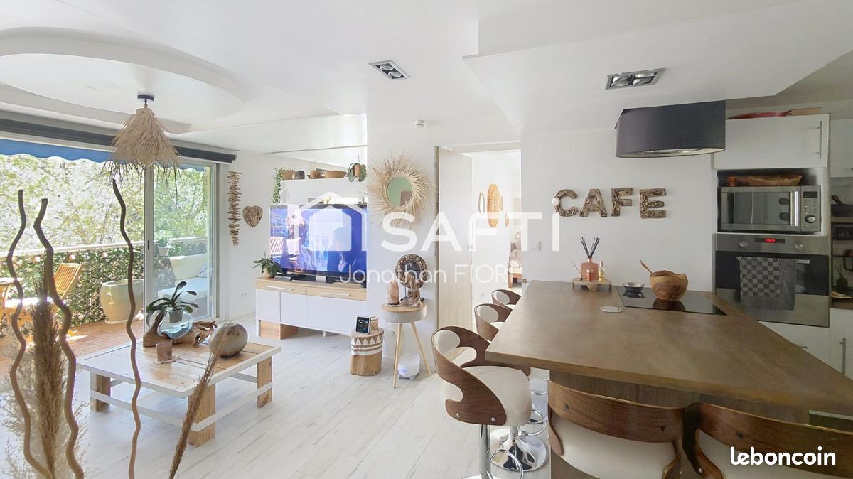 Appartement 3 pièces 57 m² · à Toulon · 57 m² · 270 000 €