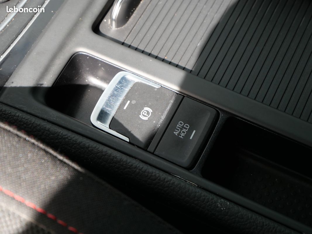 VOLKSWAGEN GOLF (7) 2.0 TSI 245 DSG7 GTI Performance (image 30)