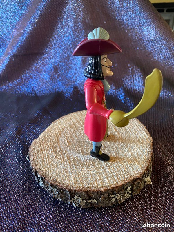 Figurine capitaine crochet disney (image 4)