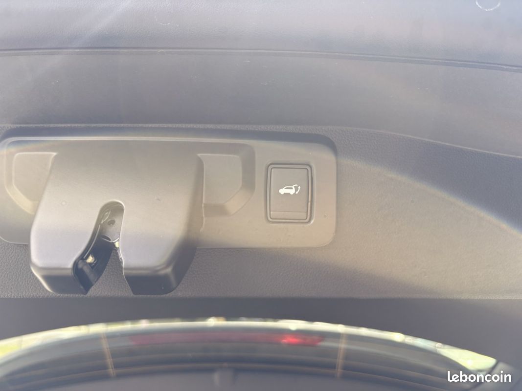 Renault Austral esprit Alpine full hybrid E-Tech 200 -26 (image 16)