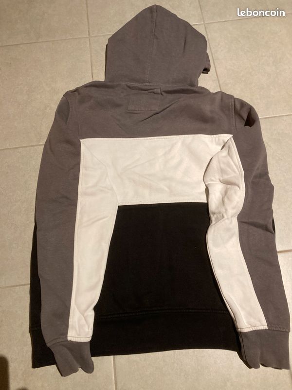 Sweat-shirt Couleurs PULL&BEAR Taille S Vêtements