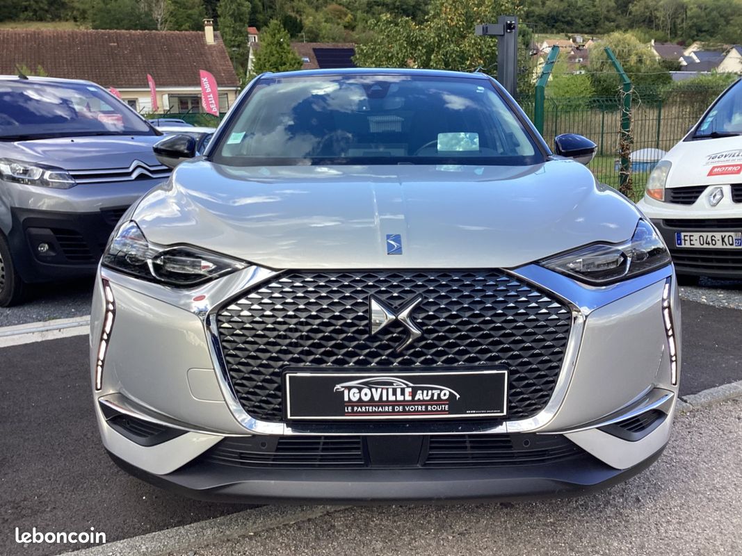 DS DS 3 CROSSBACK Grand Chic 130 CV ESSENCE BOITE AUTO (image 2)