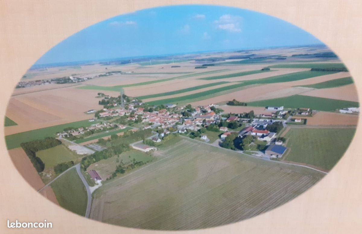 Terrain à bâtir de 604 m² à CAUROY (08) · 25 000 €