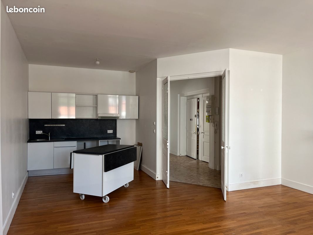 Appartement 2 pièces 72 m² · à Lyon · 72 m² · 1 100 €/mois