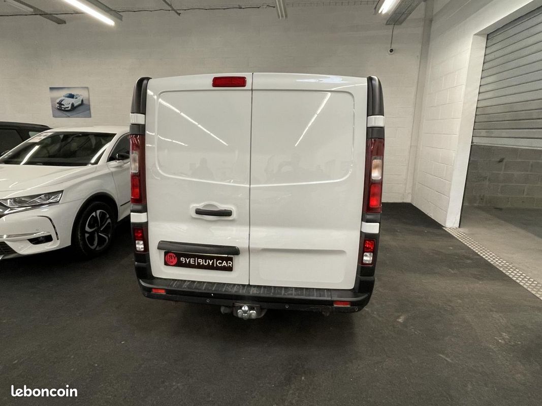Renault master renault trafic vu fourgon 1.6 dci 120 1t2 l1h1 energy grand-confort (image 5)