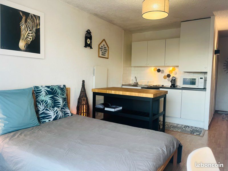 Appartement 1 pièce 24 m² · à Bordeaux · 24 m² · 700 €