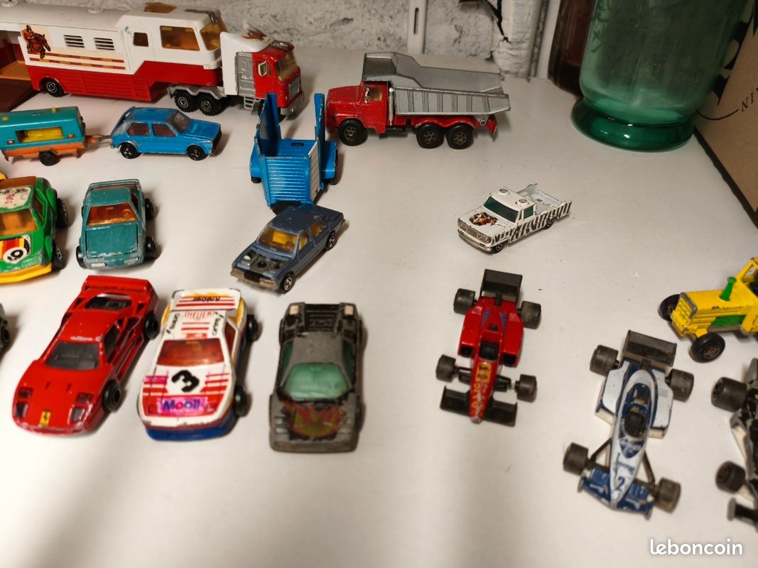 LOT 3 PETITES Voitures Jouets Anciennes - Majorette, Gorgi Batmobile