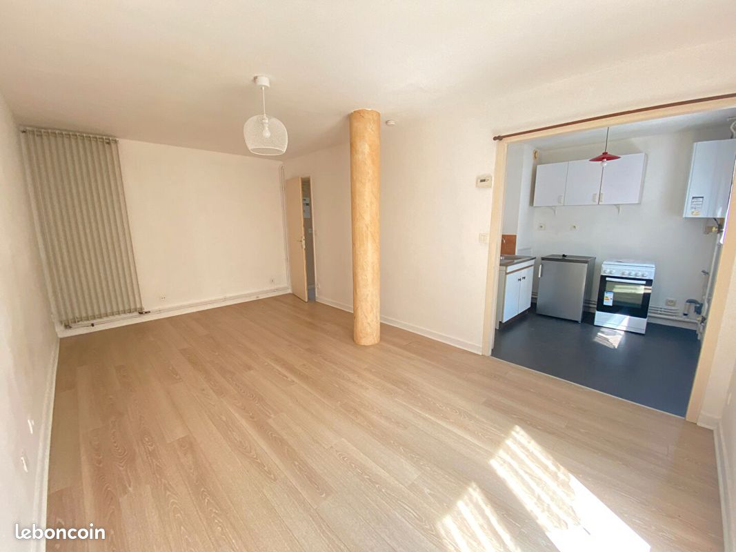 Appartement 1 pièce 30 m² · à Poitiers · 30 m² · 443 €