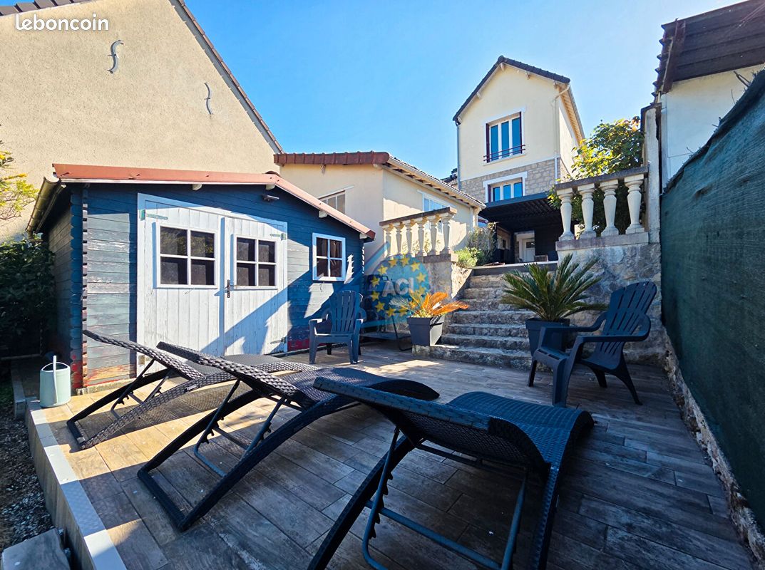 Maison 7 pièces 158 m² · à Mantes-la-Jolie · 158 m² · 350 000 €