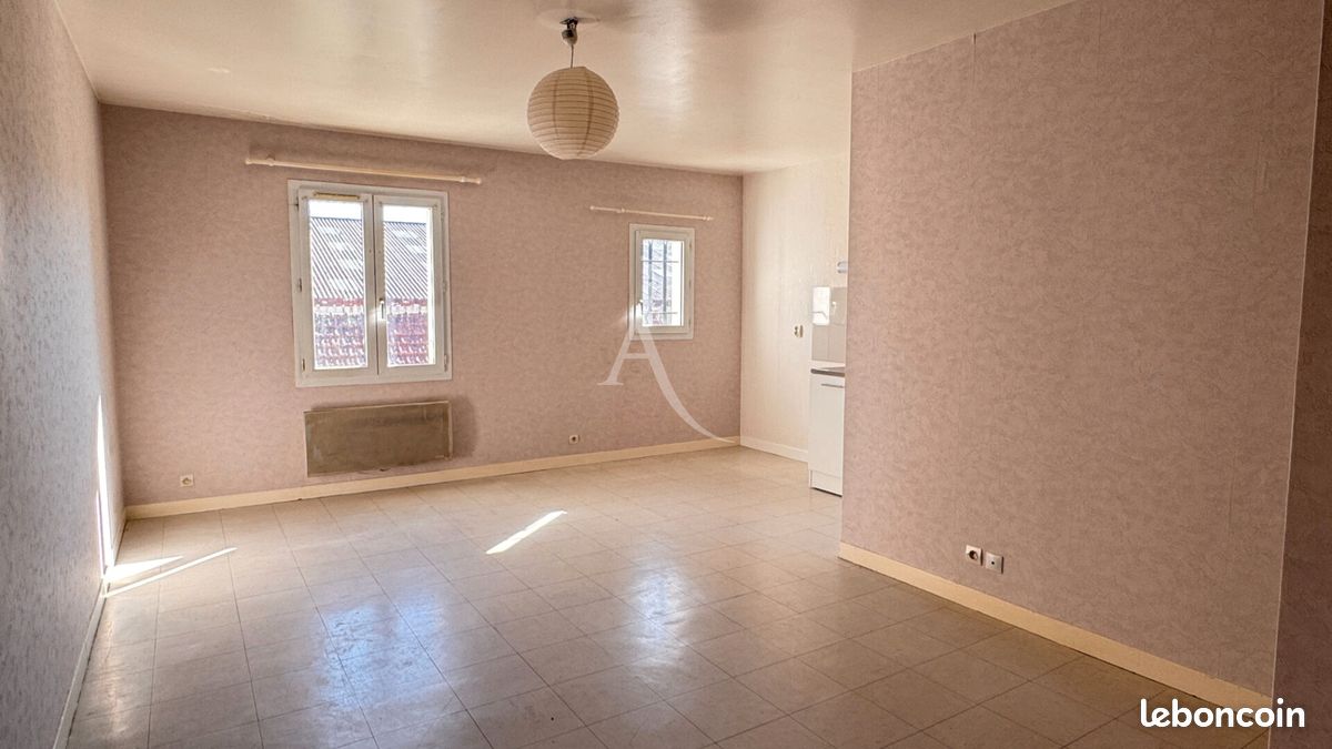 Appartement 1 pièce 34 m² · à Romorantin-Lanthenay · 34 m² · 360 €/mois
