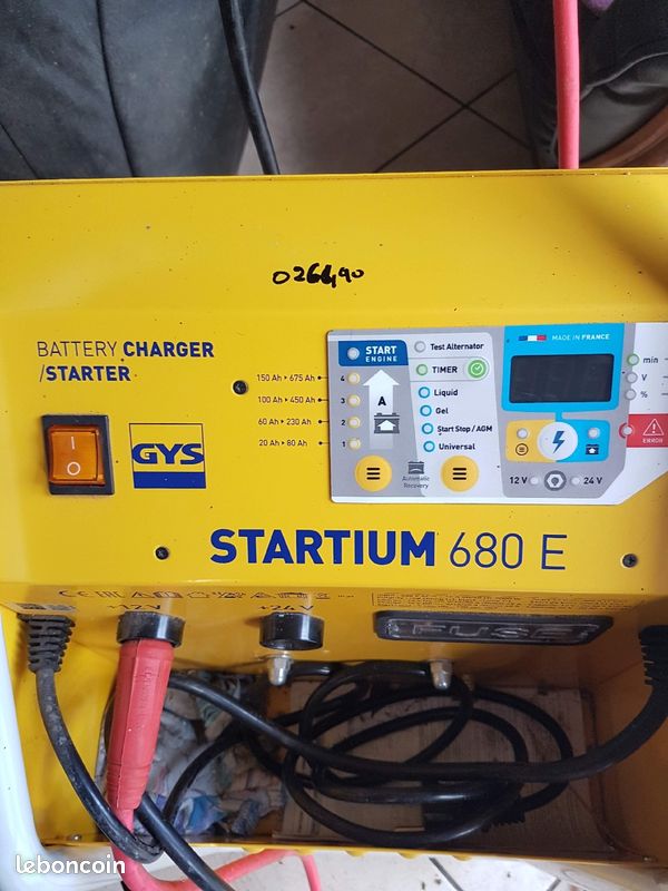 Chargeur/demarreur de batterie Startium 680E - 12/24 V - Gys 