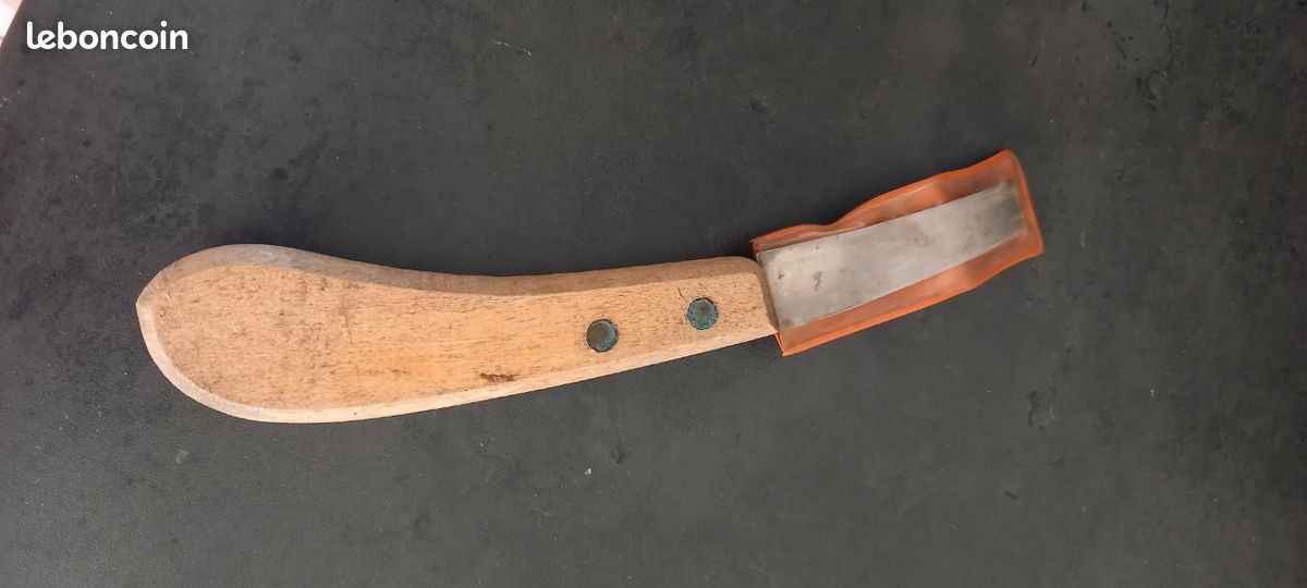 Couteau pour sabot animaux (image 1)