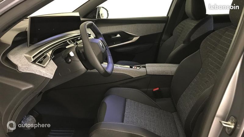 Peugeot 5008 Hybrid 145ch Allure e-DCS6 (image 12)