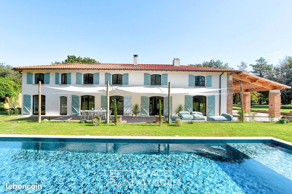Maison 7 pièces 310 m² · à Lanta · 310 m² · 1 095 000 €