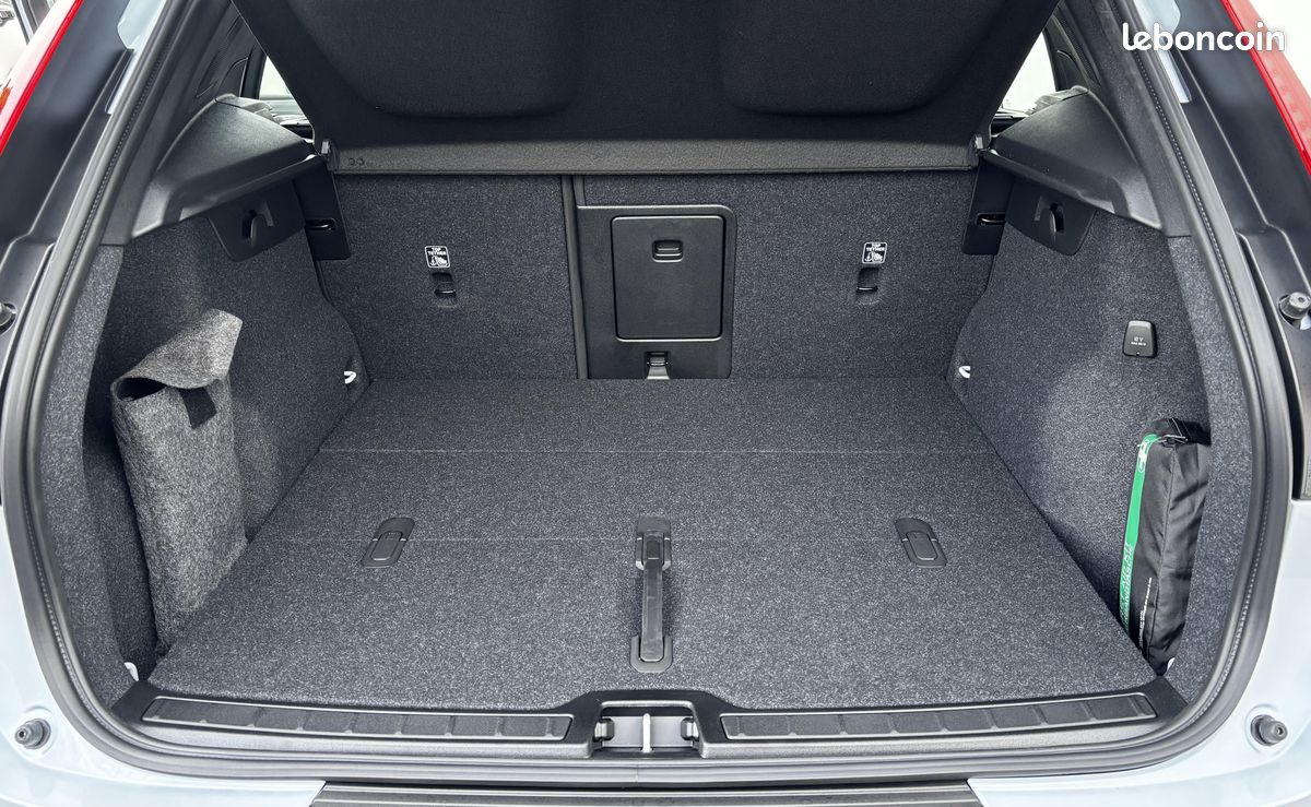 VOLVO XC40 B3 163 ch DCT7 Plus (image 16)