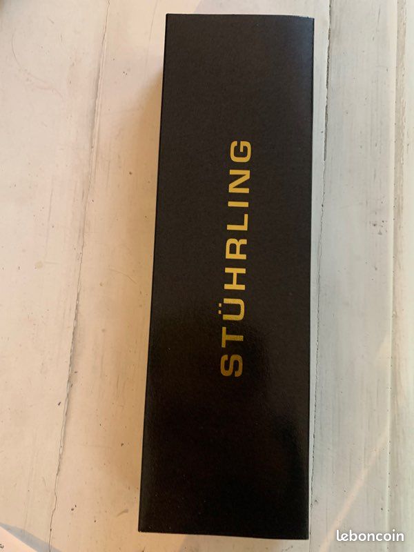 Montre 371.01 stuhrling (image 1)