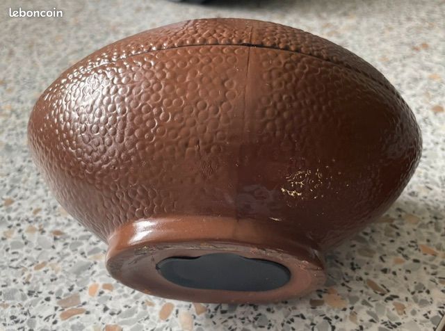 TIRELIRE EN FORME DE BALLON DE FOOTBALL AMERICAIN (ou de RUGBY) (image 4)