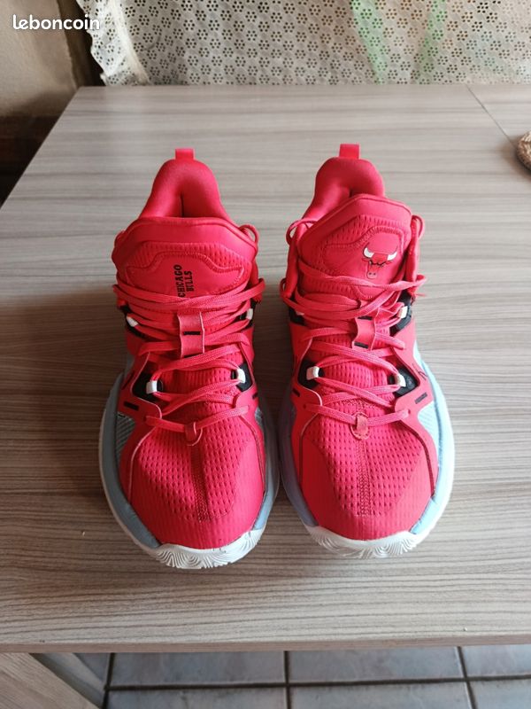 Chaussures basketball (image 4)