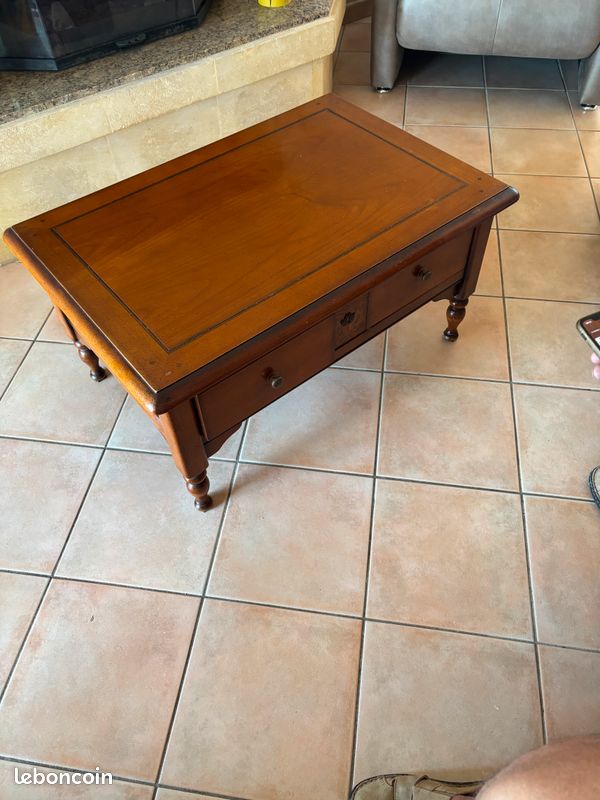 Table de salon (image 1)