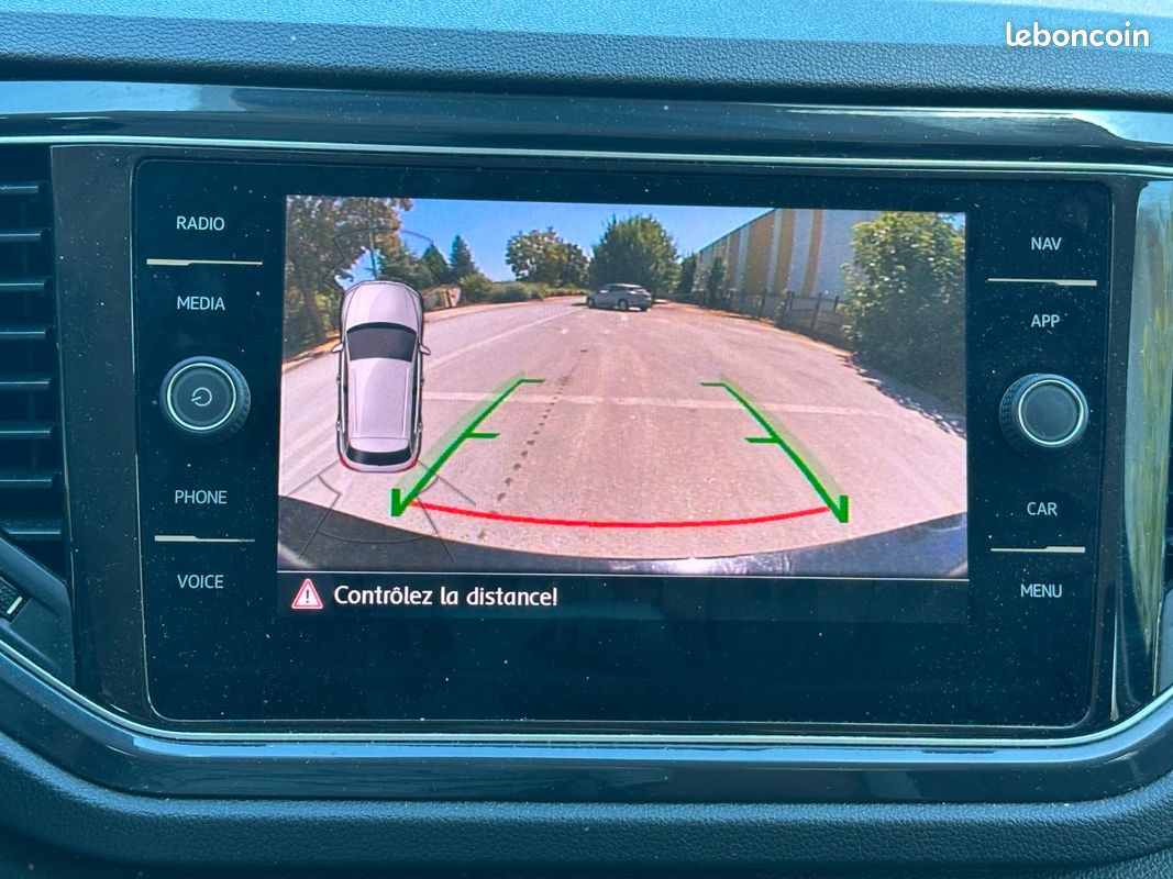 VOLKSWAGEN T-ROC 2.0 TDI 150 Start/Stop DSG7 Carat - CAMERA DE RECUL - CARPLAY (image 15)