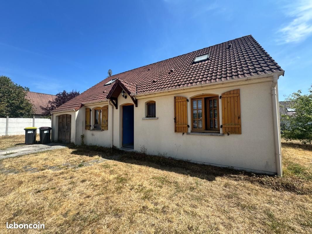 Maison 8 pièces 130 m² · à Nouan-le-Fuzelier · 130 m² · 159 000 €