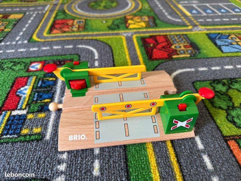 Brio world 33973 - Gare smart tech sound Brio | King Jouet France - Trains et circuits
