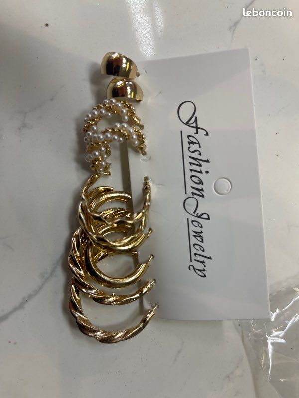 5 paires de boucles d’oreilles (image 1)