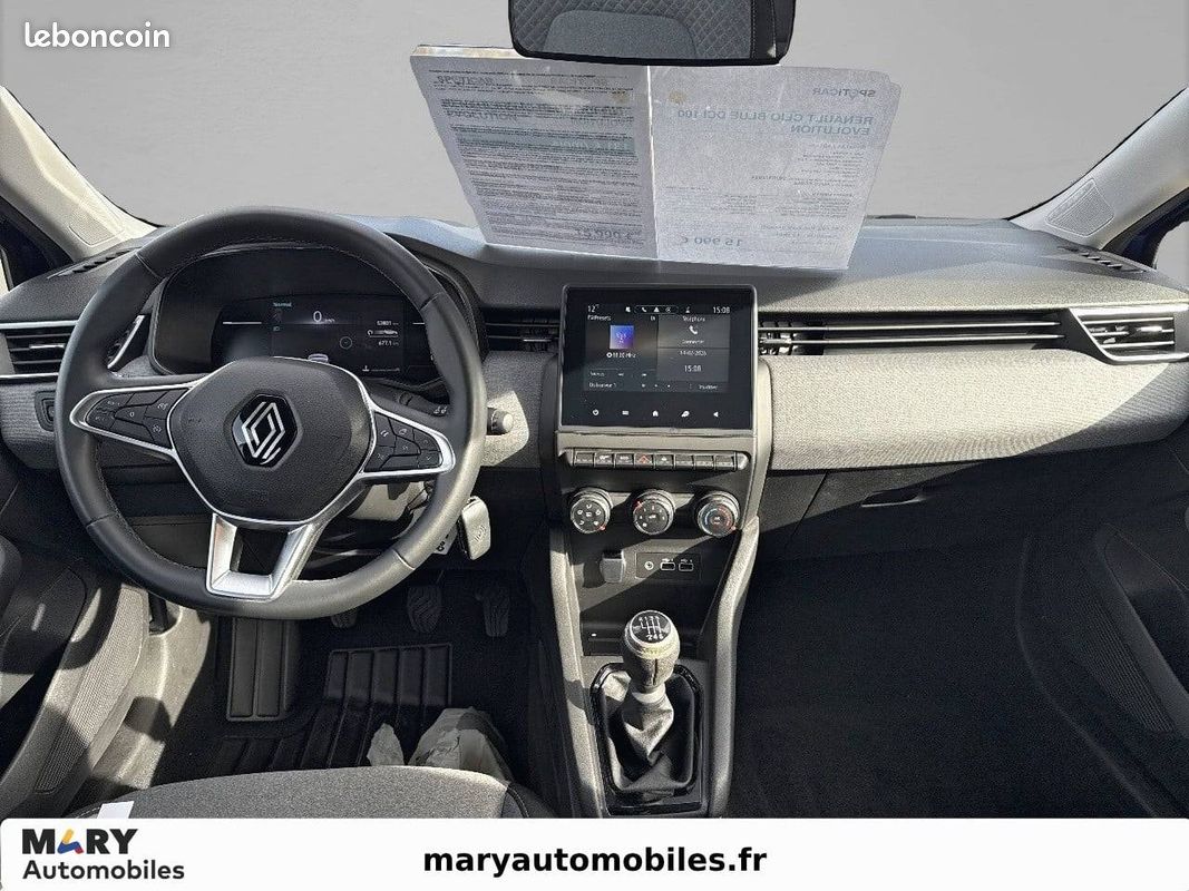 RENAULT Clio Blue dCi 100 Evolution (image 8)