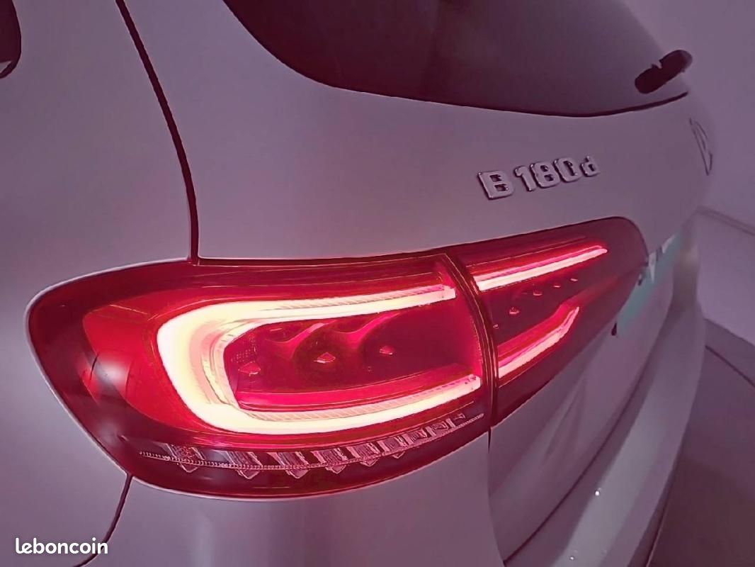 Mercedes Classe B BUSINESS 180 d 7G-DCT - Line Edition (image 17)