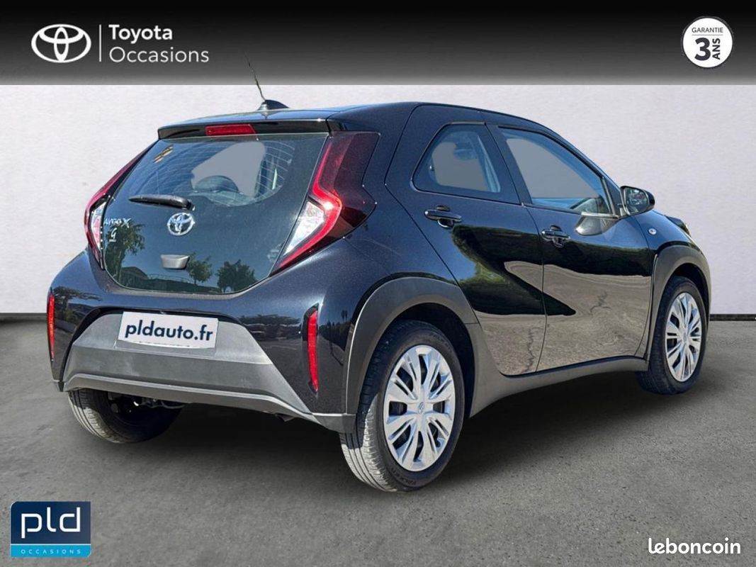 Toyota Aygo X 1.0 VVT-i 72ch Dynamic S-CVT MY23 (image 5)