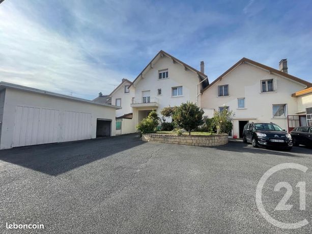 Maison 20 pièces 450 m²