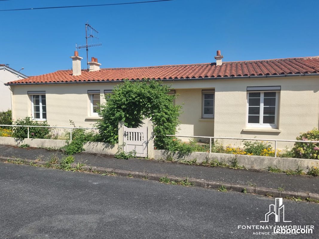 Maison 5 pièces 126 m² · à Fontenay-le-Comte · 126 m² · 160 500 €
