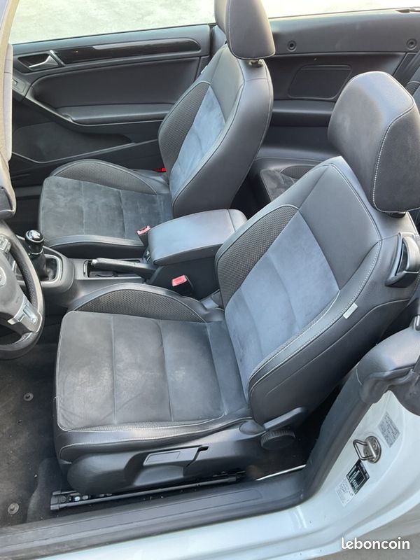 VOLKSWAGEN GOLF 6 CABRIOLET 1.6 TDI 105 Carat (image 13)