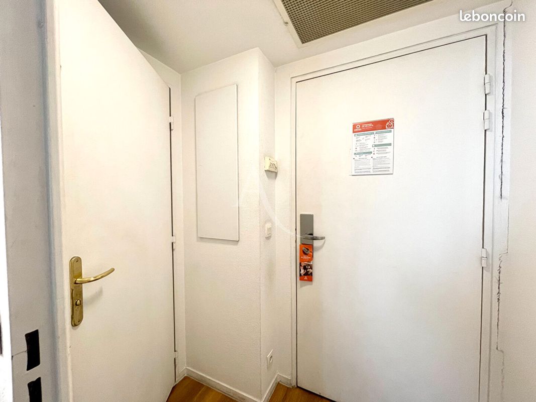 Studio 1 pièce 18 m² (image 7)