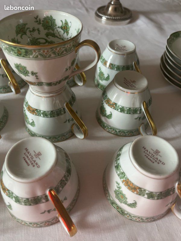 Limoges Haviland. 6 assiettes plates 24,5cm en porcelaine modèle À la corne