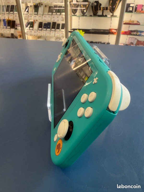 Switch Lite Animal Crossing (image 3)