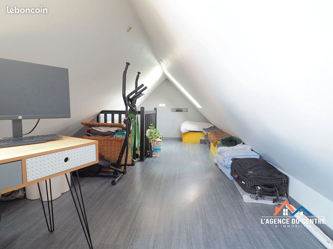 Maison a louer - 5 pièce(s) - 76 m2 - Surfyn
