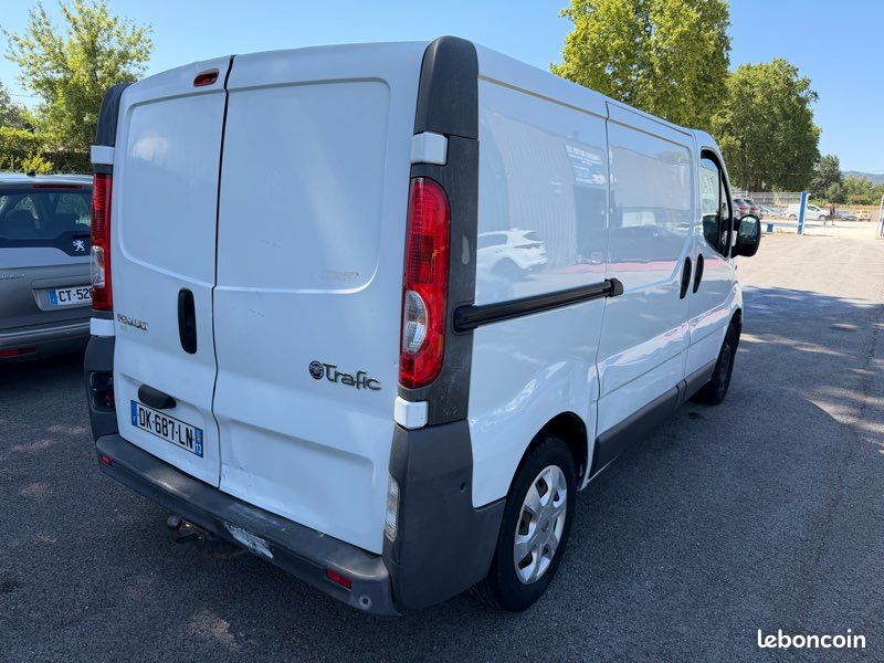 Renault trafic 2.0 dci 115cv extra (image 5)