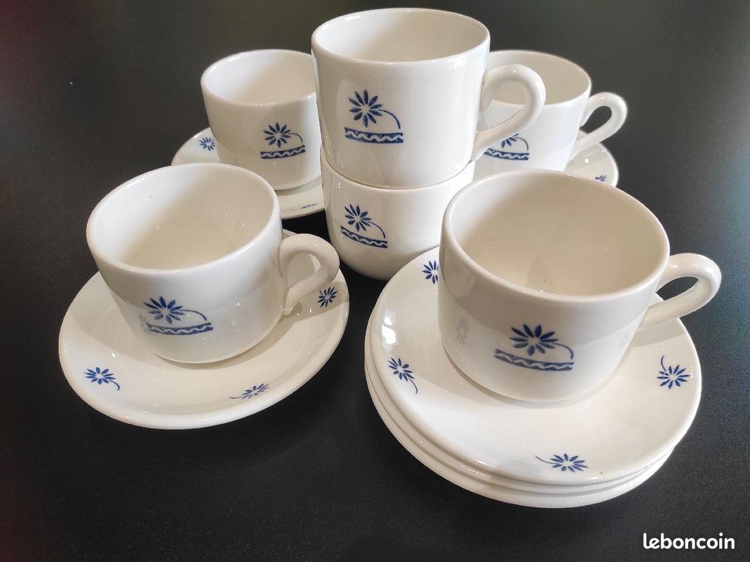 Ensemble de tasses petit déjeuner (image 1)