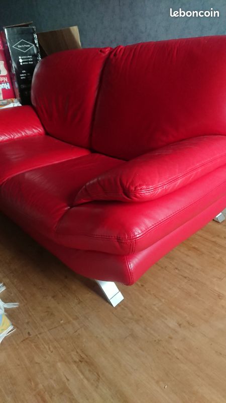 Canapé en cuir rouge (image 2)