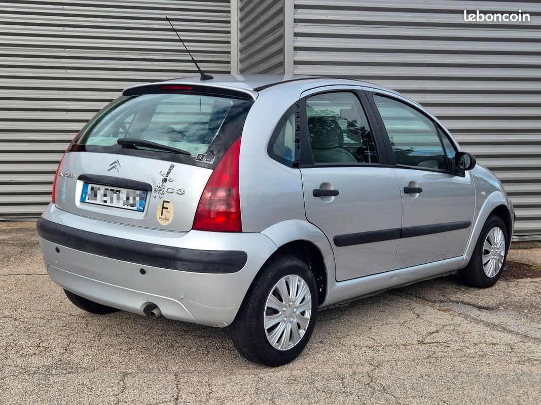 Citroen c3 1.4 75 clim/radar/kit distri neufs (image 2)